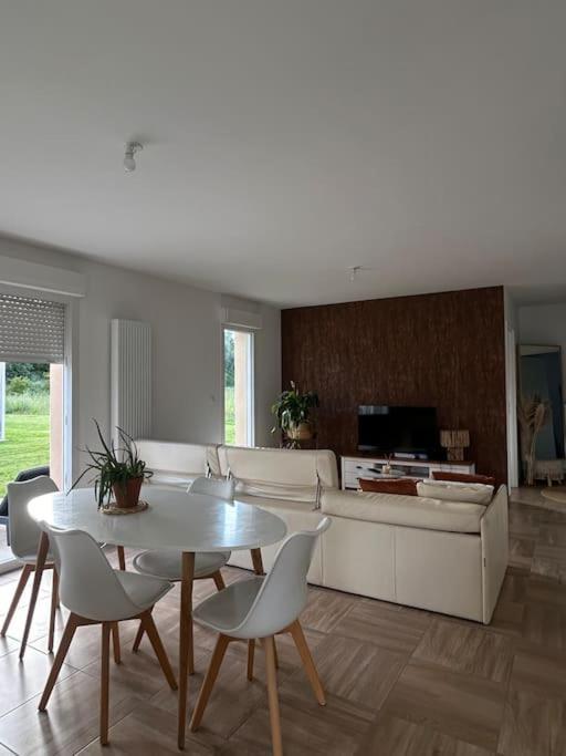 La Maison Du Bonheur Buchères Dış mekan fotoğraf